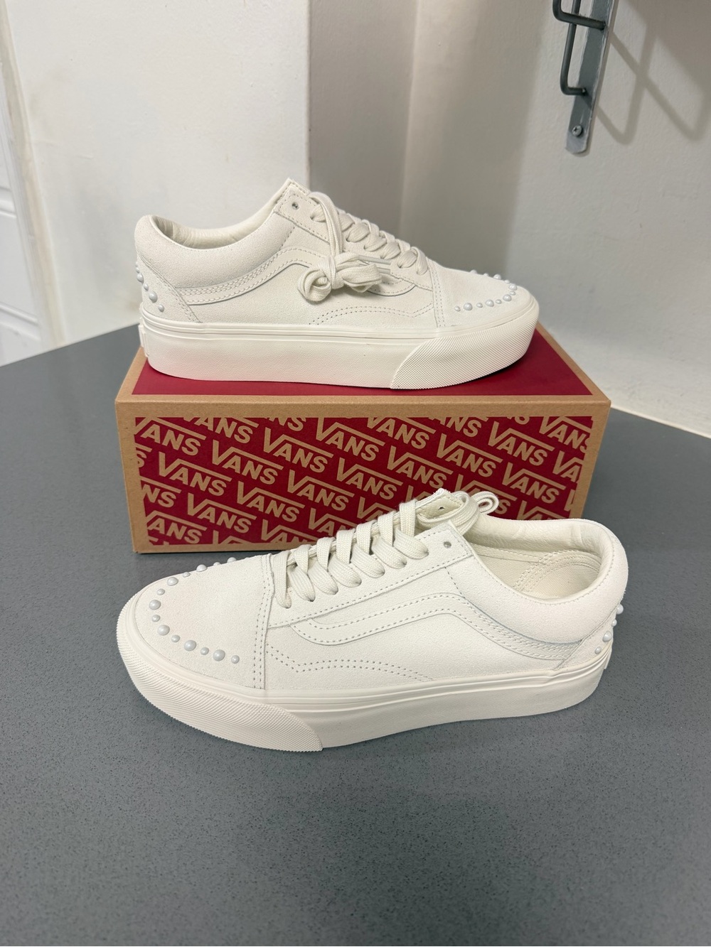 Vans old skool plattform pearl off white cream low top lace up women’s size 8.5